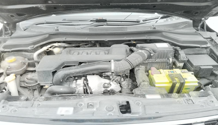 2020 Mahindra XUV300 W8 1.5 DIESEL, Diesel, Manual, 72,238 km, exterior