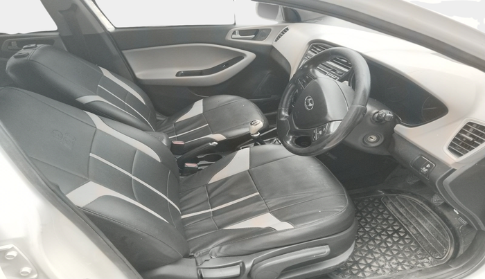 2015 Hyundai Elite i20 SPORTZ 1.2, Petrol, Manual, 1,04,333 km, interior