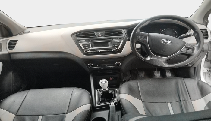 2015 Hyundai Elite i20 SPORTZ 1.2, Petrol, Manual, 1,04,333 km, interior
