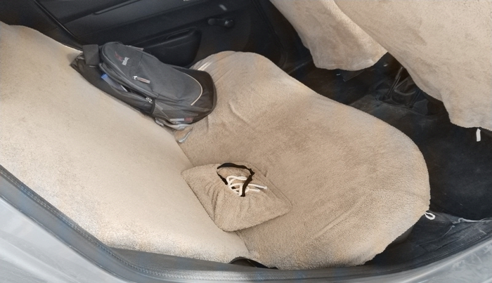 2019 Renault Kwid RXT 1.0 (O), Petrol, Manual, 93,298 km, interior