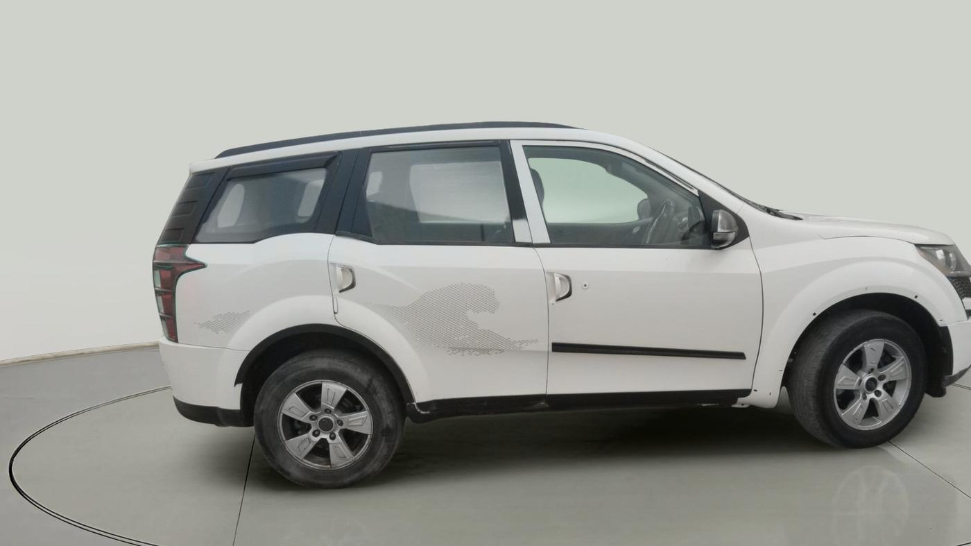 2012 Mahindra XUV500 W8, Diesel, Manual, 94,114 km, exterior