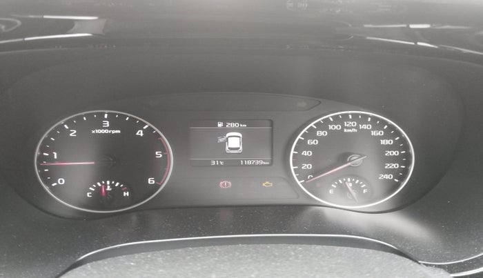 2020 KIA SELTOS HTK PLUS 1.5 DIESEL, Diesel, Manual, 1,18,739 km, interior