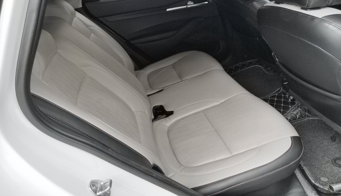 2020 KIA SELTOS HTK PLUS 1.5 DIESEL, Diesel, Manual, 1,18,739 km, interior