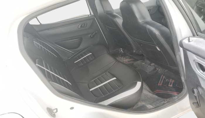 2020 Renault Kwid RXT 0.8, Petrol, Manual, 79,201 km, interior