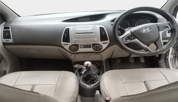 2011 Hyundai i20 SPORTZ 1.2, Petrol, Manual, 1,10,106 km, interior