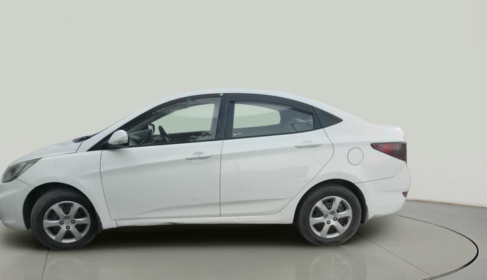 2013 Hyundai Verna FLUIDIC 1.6 CRDI SX AT, Diesel, Automatic, 49,884 km, exterior