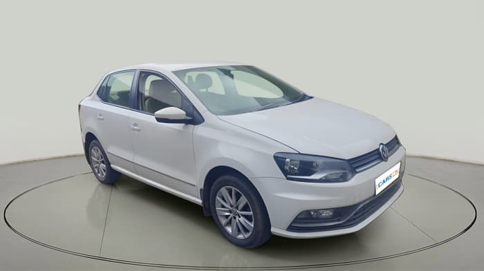 2017 Volkswagen Ameo TRENDLINE 1.5L, Diesel, Manual, 3,00,000 km, exterior