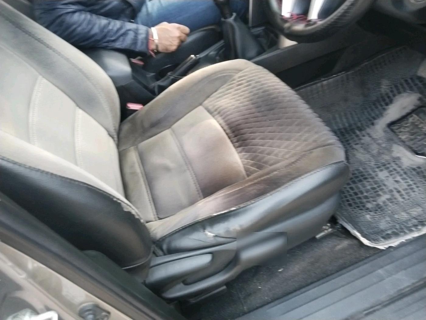 2019 Toyota Innova Crysta 2.4 GX 8 STR, Diesel, Manual, 49,869 km, interior