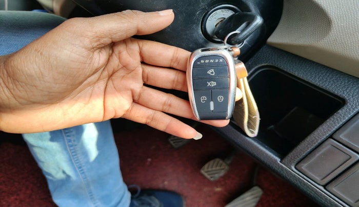 2013 Maruti Wagon R 1.0 LXI, Petrol, Manual, 87,726 km, interior