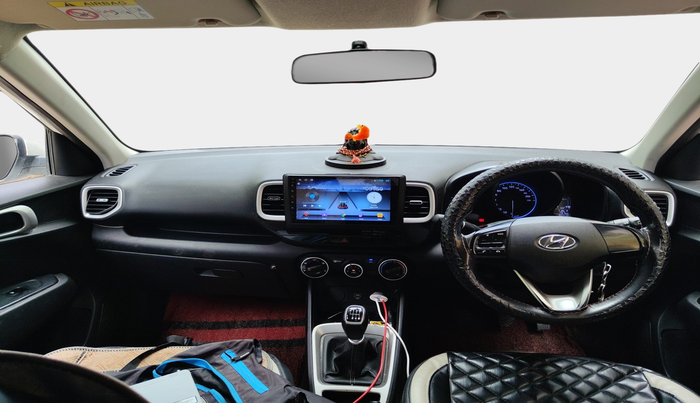 2020 Hyundai VENUE S 1.5 CRDI, Diesel, Manual, 80,474 km, interior