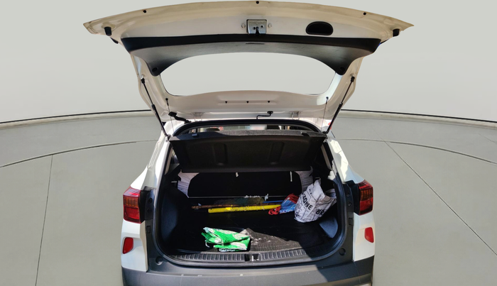 2020 KIA SELTOS HTK PLUS 1.5, Petrol, Manual, 1,17,999 km, exterior