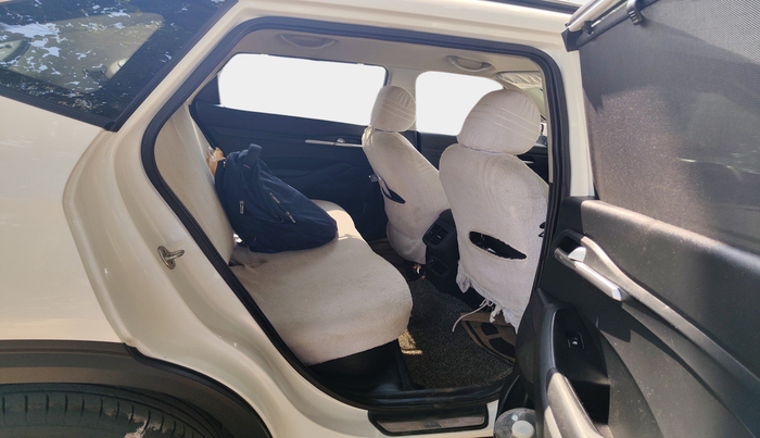 2020 KIA SELTOS HTK PLUS 1.5, Petrol, Manual, 1,17,999 km, interior