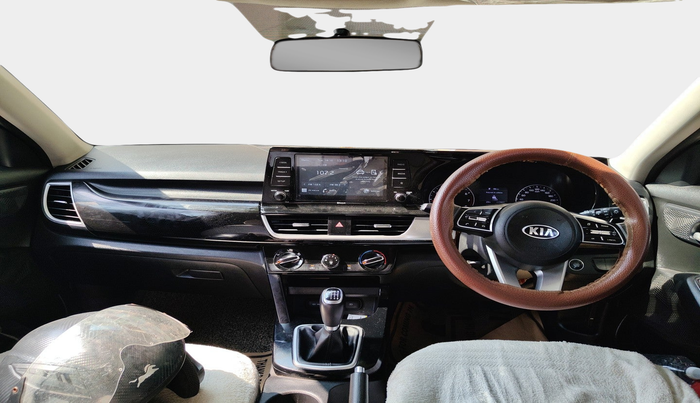 2020 KIA SELTOS HTK PLUS 1.5, Petrol, Manual, 1,17,999 km, interior