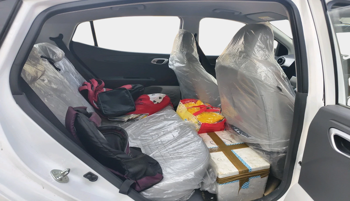 2024 Hyundai GRAND I10 NIOS SPORTZ 1.2 KAPPA VTVT, Petrol, Manual, 7,424 km, interior