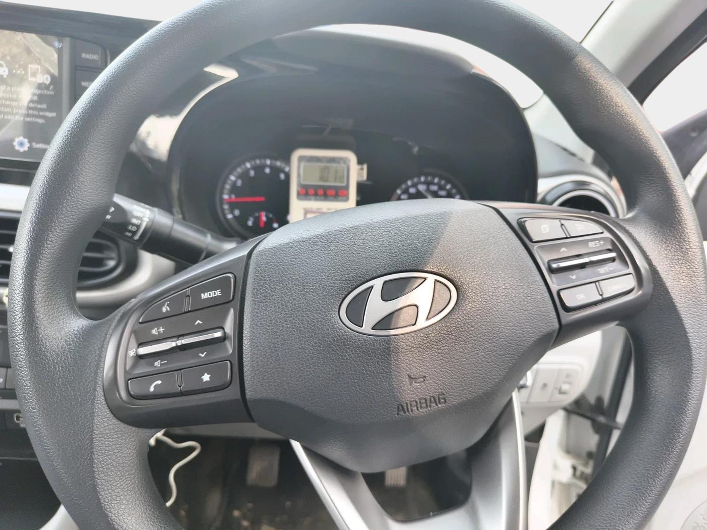 2024 Hyundai GRAND I10 NIOS SPORTZ 1.2 KAPPA VTVT, Petrol, Manual, 7,800 km, interior