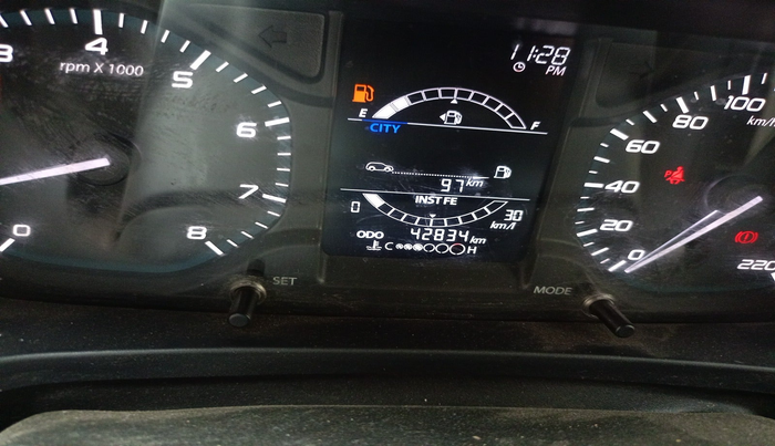 2021 Tata ALTROZ XM PLUS PETROL, Petrol, Manual, 42,834 km, interior