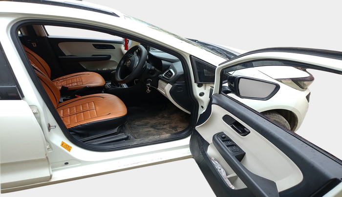 2021 Tata ALTROZ XM PLUS PETROL, Petrol, Manual, 42,834 km, interior