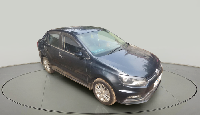 2016 Volkswagen Ameo HIGHLINE1.5L, Diesel, Manual, 1,70,629 km, exterior