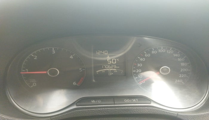 2016 Volkswagen Ameo HIGHLINE1.5L, Diesel, Manual, 1,70,629 km, interior