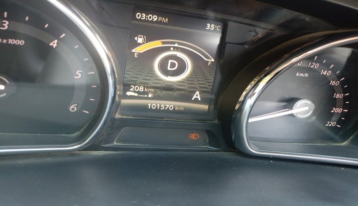2018 Tata Hexa XTA 4X2 7 STR, Diesel, Automatic, 1,01,570 km, interior