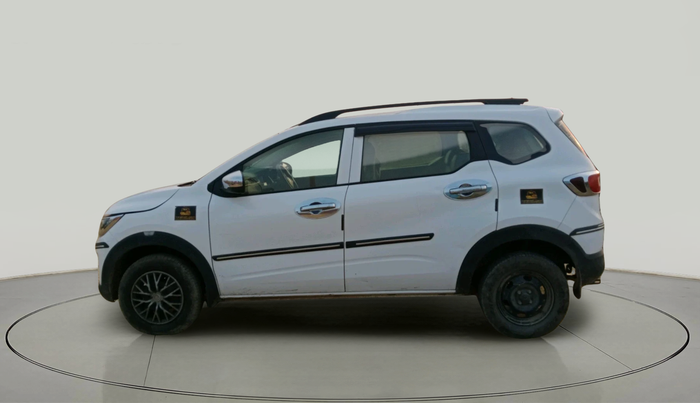 2025 Renault TRIBER RXE MT, Petrol, Manual, 21,706 km, exterior