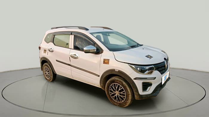 2025 Renault TRIBER RXE MT, Petrol, Manual, 21,706 km, exterior