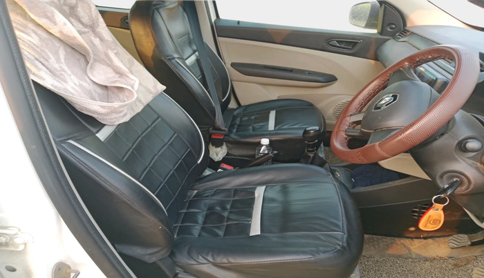 2025 Renault TRIBER RXE MT, Petrol, Manual, 21,706 km, interior