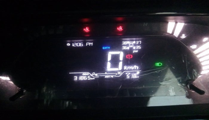 2022 Tata NEXON XZ PLUS (PREMIUM) KAZIRANGA PETROL, Petrol, Manual, 31,865 km, interior