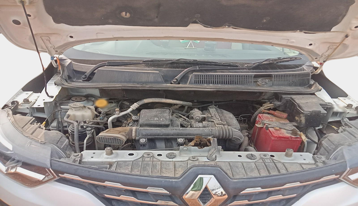 2021 Renault TRIBER RXZ, Petrol, Manual, 26,239 km, exterior