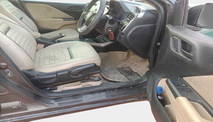 2015 Honda City 1.5L I-DTEC SV, Diesel, Manual, 97,115 km, interior