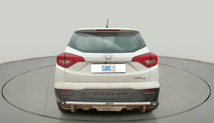 2023 Mahindra XUV300 W4 1.2 PETROL, Petrol, Manual, 61,118 km, exterior