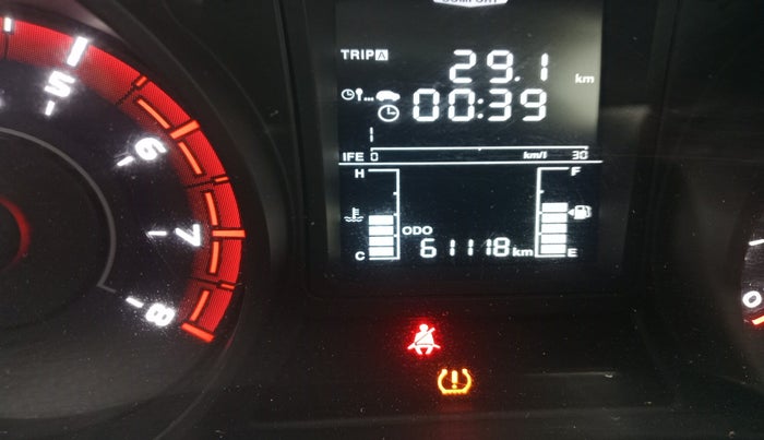 2023 Mahindra XUV300 W4 1.2 PETROL, Petrol, Manual, 61,118 km, interior