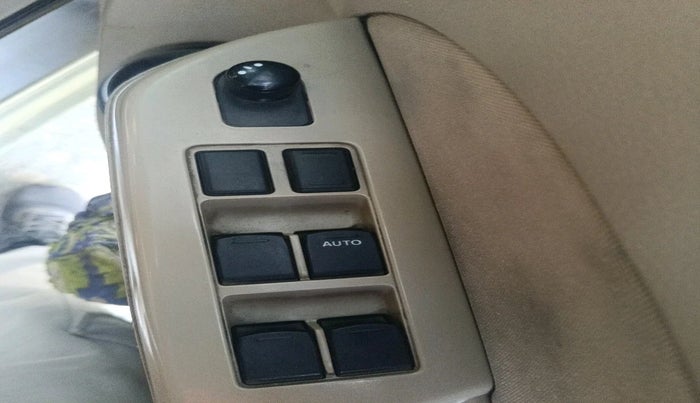 2013 Maruti Swift Dzire VXI, CNG, Manual, 92,763 km, interior