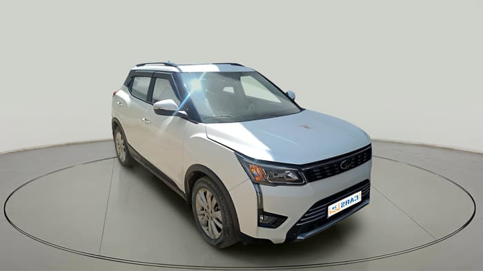 2021 Mahindra XUV300 W8 (O) 1.5 DIESEL, Diesel, Manual, 45,501 km, exterior