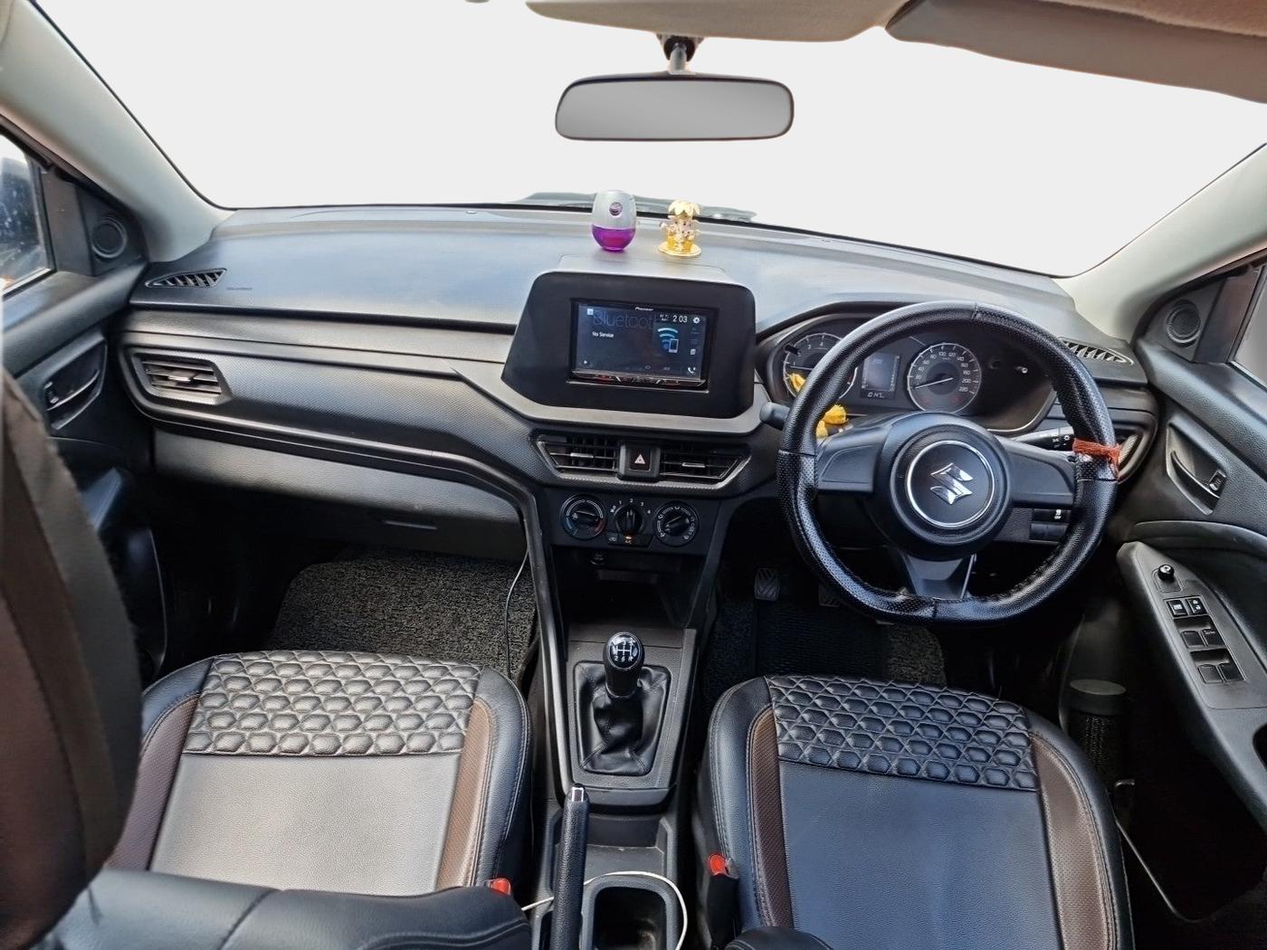 2024 Maruti BREZZA LXI, Petrol, Manual, 10,149 km, interior