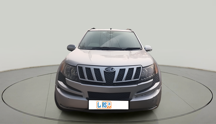 2014 Mahindra XUV500 W4, Diesel, Manual, 1,79,643 km, exterior