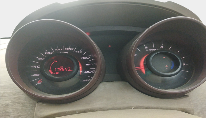 2014 Mahindra XUV500 W4, Diesel, Manual, 1,79,643 km, interior