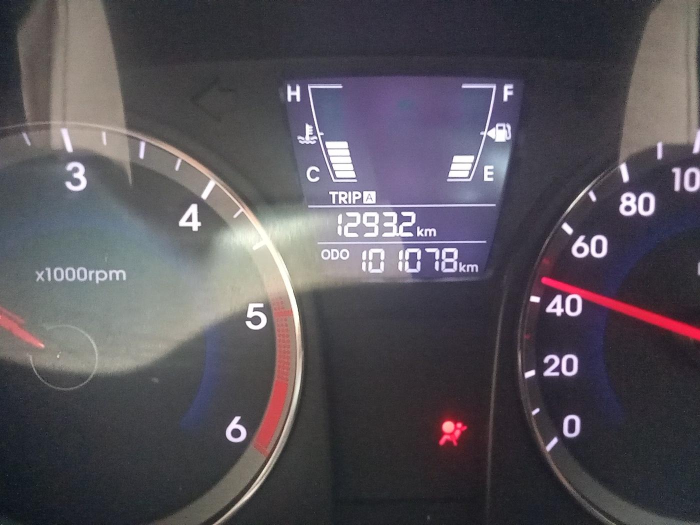 2011 Hyundai Verna FLUIDIC 1.6 CRDI EX, Diesel, Manual, 1,01,078 km, interior
