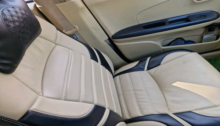 2014 Honda Amaze 1.5L I-DTEC SX, Diesel, Manual, 1,08,359 km, interior