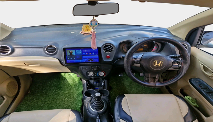 2014 Honda Amaze 1.5L I-DTEC SX, Diesel, Manual, 1,08,359 km, interior
