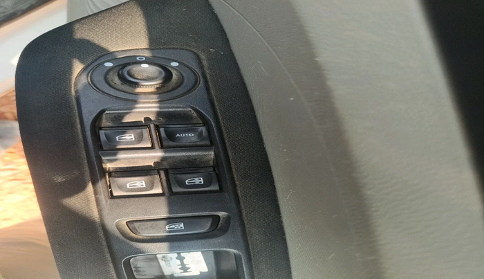 2021 Renault TRIBER RXZ, Petrol, Manual, 99,163 km, interior