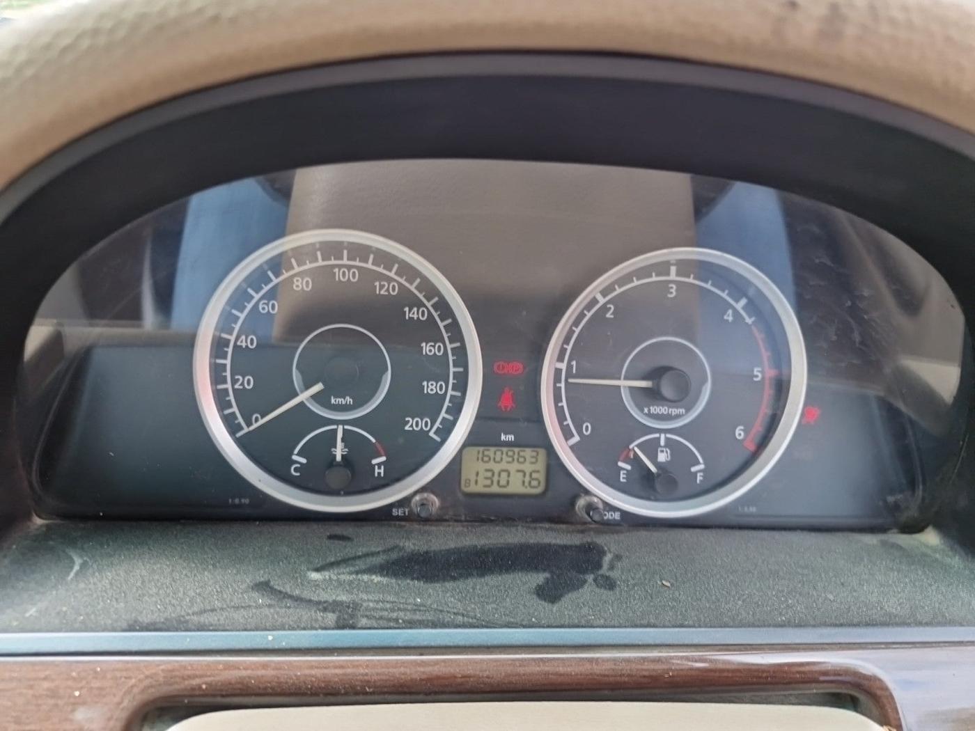 2014 Tata Safari Storme 2.2 VX 4X4, Diesel, Manual, 1,60,963 km, interior