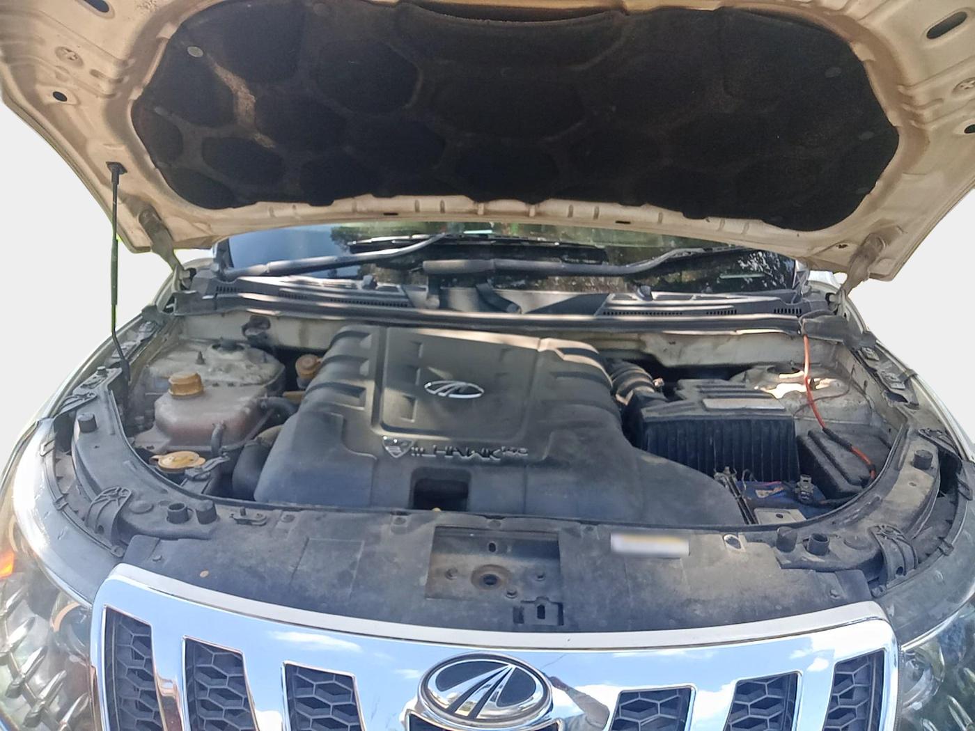 2012 Mahindra XUV500 W8, Diesel, Manual, 1,02,105 km, exterior