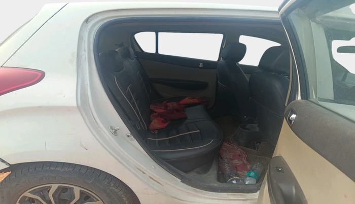 2012 Hyundai i20 MAGNA 1.2, Petrol, Manual, 90,407 km, interior