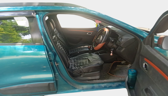 2019 Renault Kwid CLIMBER 1.0 (O), Petrol, Manual, 31,126 km, interior