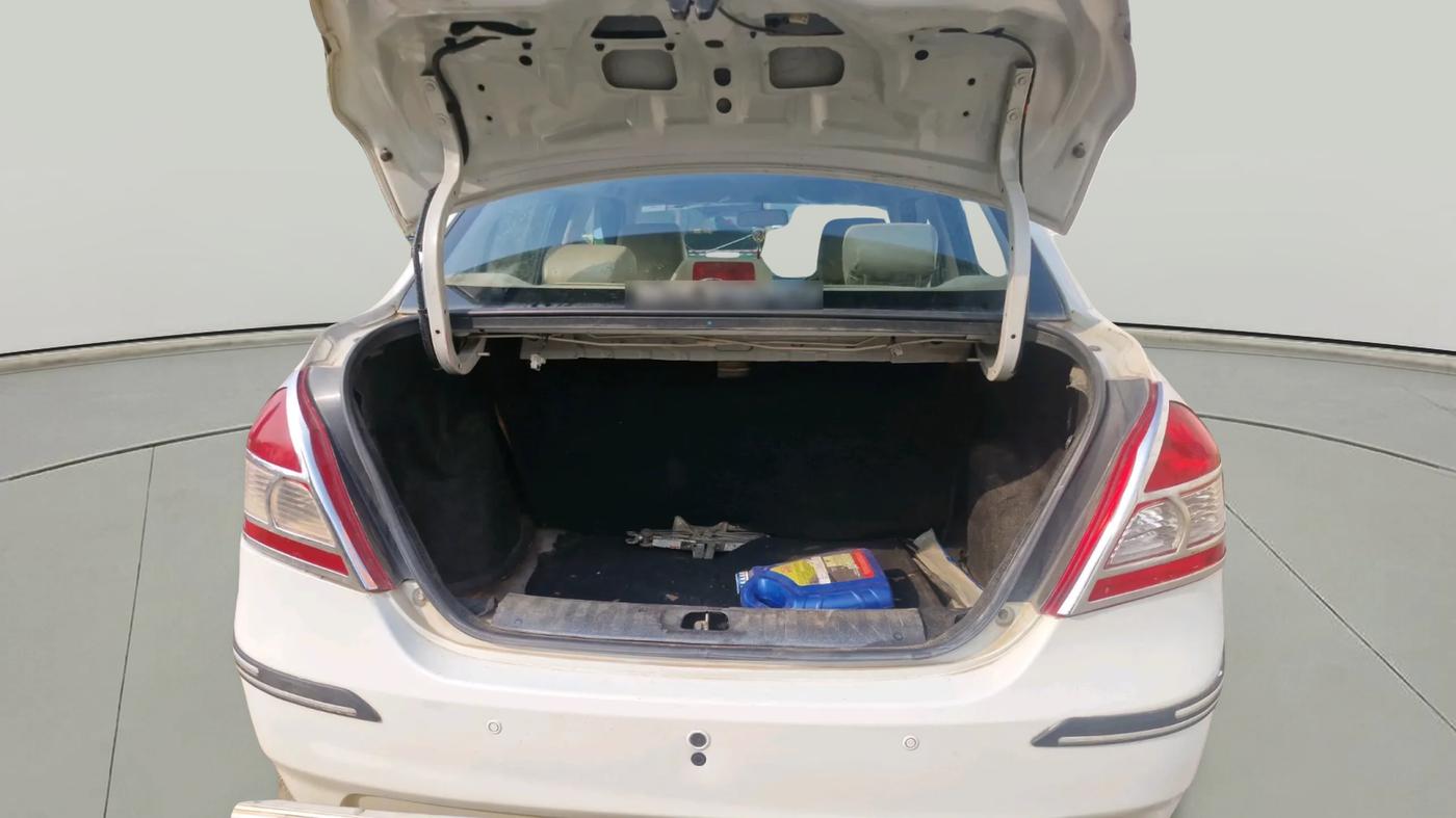 2014 Maruti Swift Dzire VXI, Petrol, Manual, 64,384 km, exterior