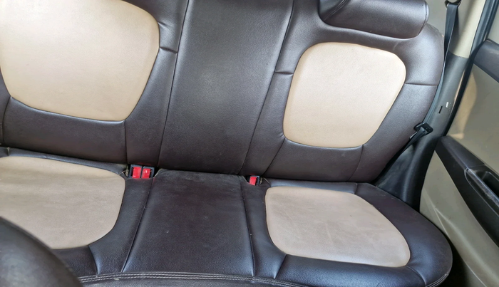 2011 Hyundai i20 MAGNA 1.2, Petrol, Manual, 1,52,265 km, interior