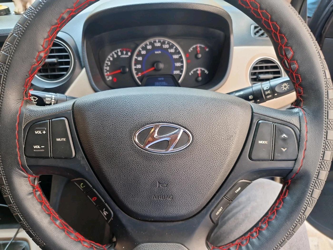 2018 Hyundai Grand i10 SPORTZ 1.2 KAPPA VTVT, Petrol, Manual, 56,966 km, interior