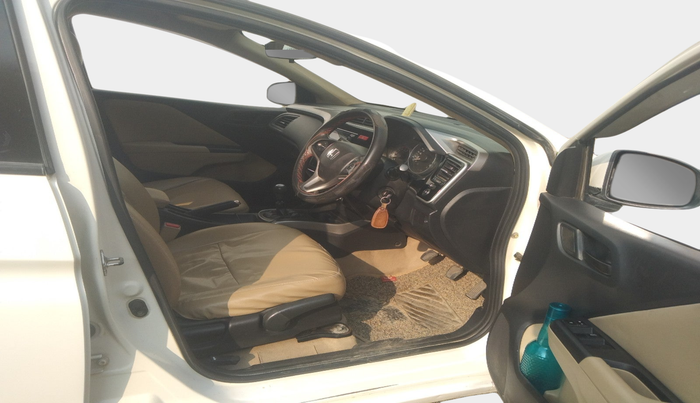 2015 Honda City 1.5L I-DTEC SV, Diesel, Manual, 1,49,813 km, interior
