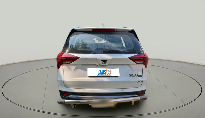 2022 Mahindra XUV700 AX 7 D AT AWD 7 STR, Diesel, Automatic, 75,819 km, exterior